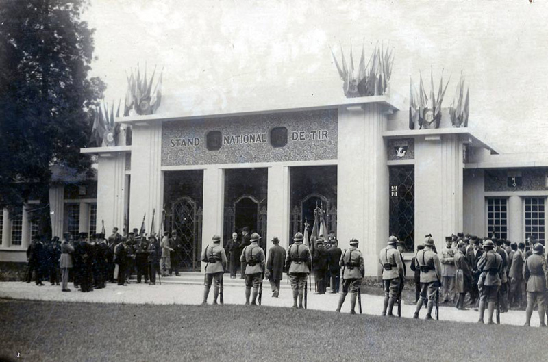 l'entrée du stand de la Sentinelle dans les années 1928.
